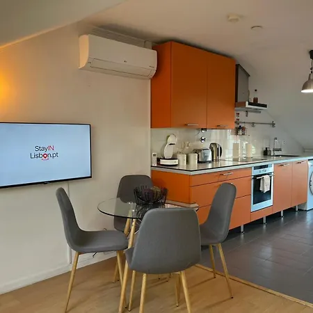 Terrace & River View Retreat Апартаменты Лиссабон