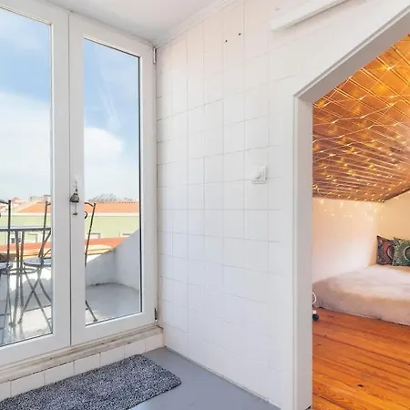 Διαμέρισμα Terrace & River View Retreat *