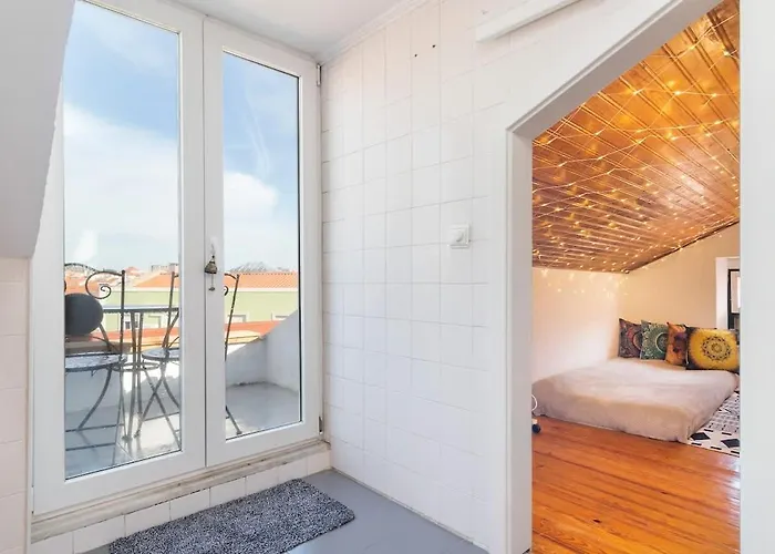 Διαμέρισμα Terrace & River View Retreat *