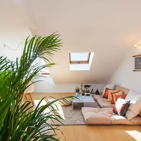 Terrace & River View Retreat